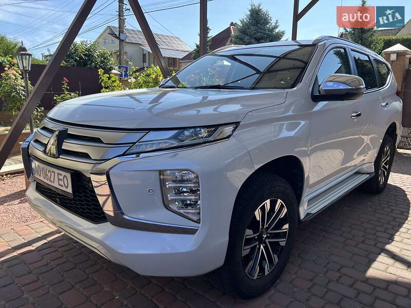 Mitsubishi Pajero Sport 2019