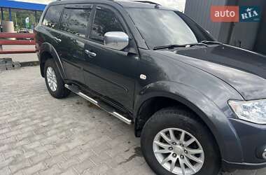 Внедорожник / Кроссовер Mitsubishi Pajero Sport 2011 в Полтаве