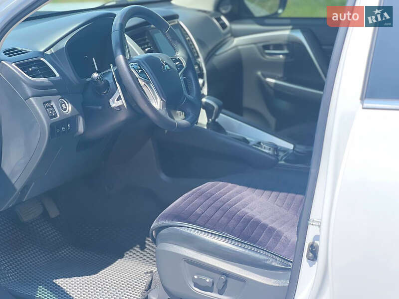 Внедорожник / Кроссовер Mitsubishi Pajero Sport 2021 в Кропивницком