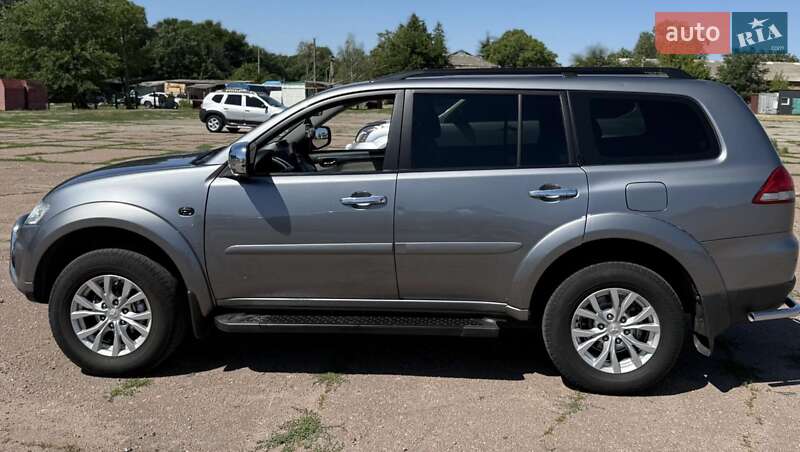 Внедорожник / Кроссовер Mitsubishi Pajero Sport 2013 в Кропивницком