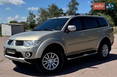 Позашляховик / Кросовер Mitsubishi Pajero Sport 2011 в Охтирці
