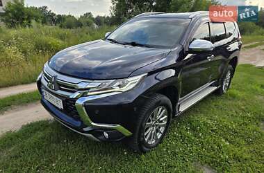 Внедорожник / Кроссовер Mitsubishi Pajero Sport 2017 в 