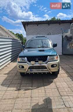 Внедорожник / Кроссовер Mitsubishi Pajero Sport 2004 в Богуславе