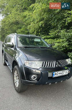 Внедорожник / Кроссовер Mitsubishi Pajero Sport 2010 в Ужгороде
