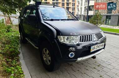 Внедорожник / Кроссовер Mitsubishi Pajero Sport 2012 в Львове