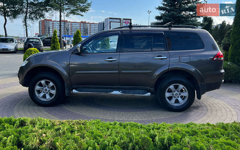 Внедорожник / Кроссовер Mitsubishi Pajero Sport 2013 в Львове фото 4 Внедорожник / Кроссовер Mitsubishi Pajero Sport 2013 в Львове