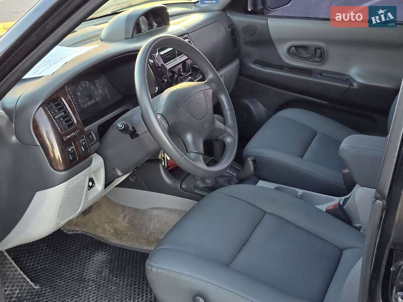 Внедорожник / Кроссовер Mitsubishi Pajero Sport 2001 в Тернополе фото 15 Внедорожник / Кроссовер Mitsubishi Pajero Sport 2001 в Тернополе