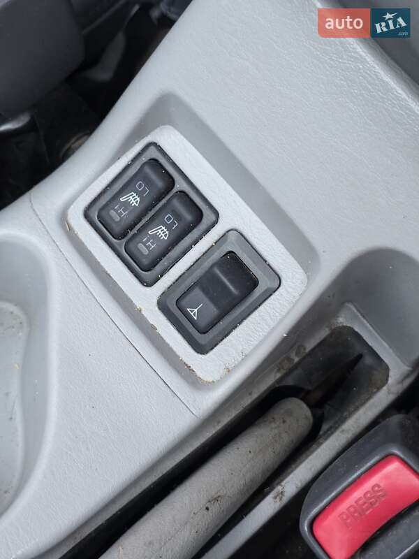 Внедорожник / Кроссовер Mitsubishi Pajero Sport 2001 в Тернополе фото 37 Внедорожник / Кроссовер Mitsubishi Pajero Sport 2001 в Тернополе