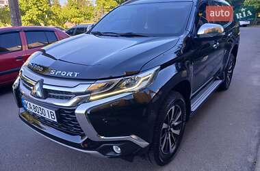 Позашляховик / Кросовер Mitsubishi Pajero Sport 2019 в Києві