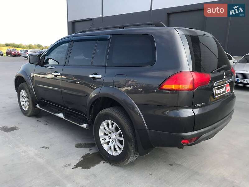 Позашляховик / Кросовер Mitsubishi Pajero Sport 2011 в Львові
