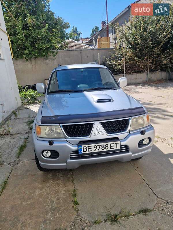 Внедорожник / Кроссовер Mitsubishi Pajero Sport 2006 в Николаеве