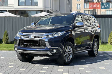 Позашляховик / Кросовер Mitsubishi Pajero Sport 2019 в Ужгороді