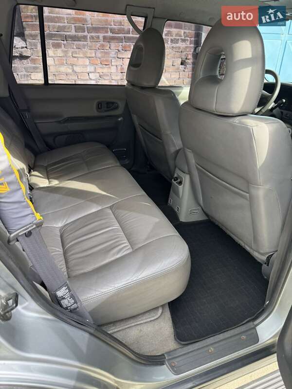 Внедорожник / Кроссовер Mitsubishi Pajero Sport 2000 в Киеве