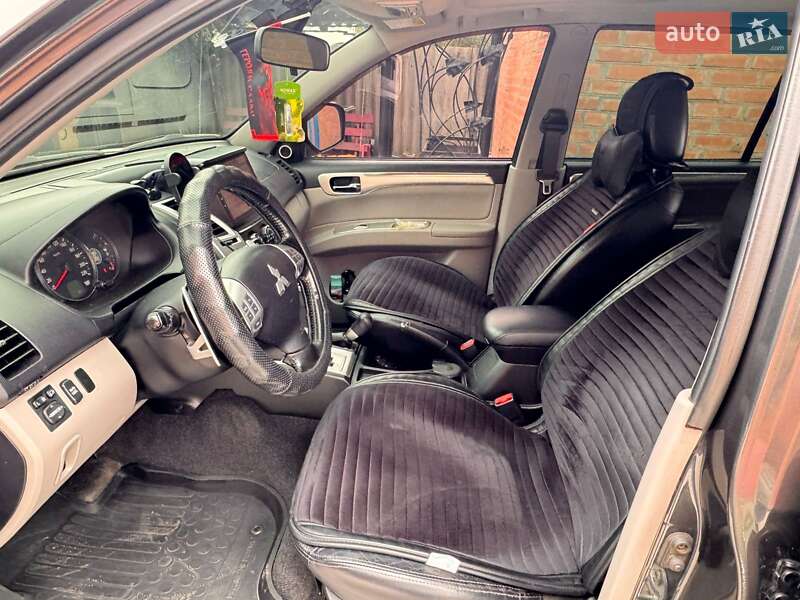 Позашляховик / Кросовер Mitsubishi Pajero Sport 2011 в Києві фото 14 Позашляховик / Кросовер Mitsubishi Pajero Sport 2011 в Києві