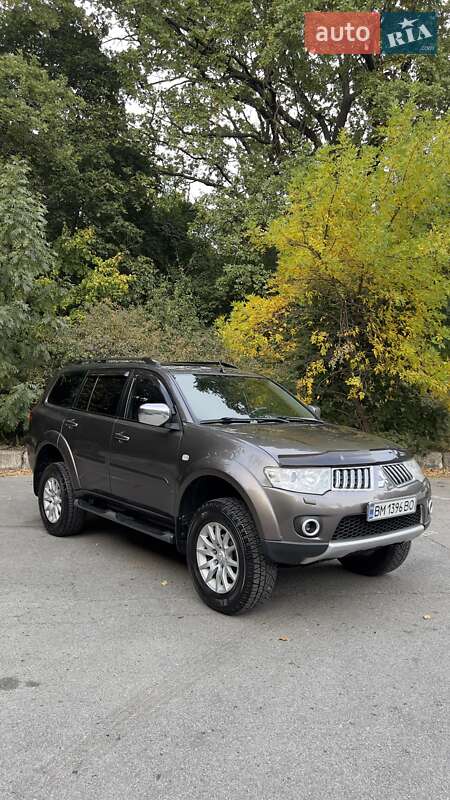 Позашляховик / Кросовер Mitsubishi Pajero Sport 2011 в Полтаві фото Позашляховик / Кросовер Mitsubishi Pajero Sport 2011 в Полтаві