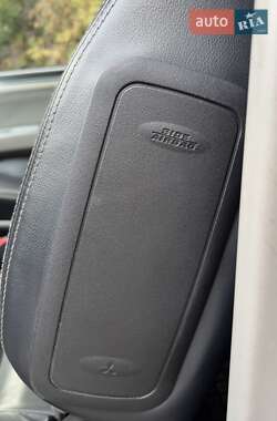 Внедорожник / Кроссовер Mitsubishi Pajero Sport 2011 в 