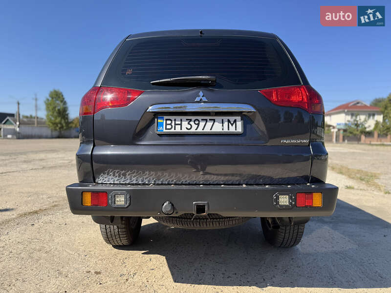 Внедорожник / Кроссовер Mitsubishi Pajero Sport 2012 в Одессе