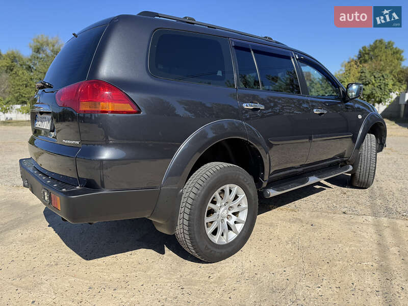 Внедорожник / Кроссовер Mitsubishi Pajero Sport 2012 в Одессе