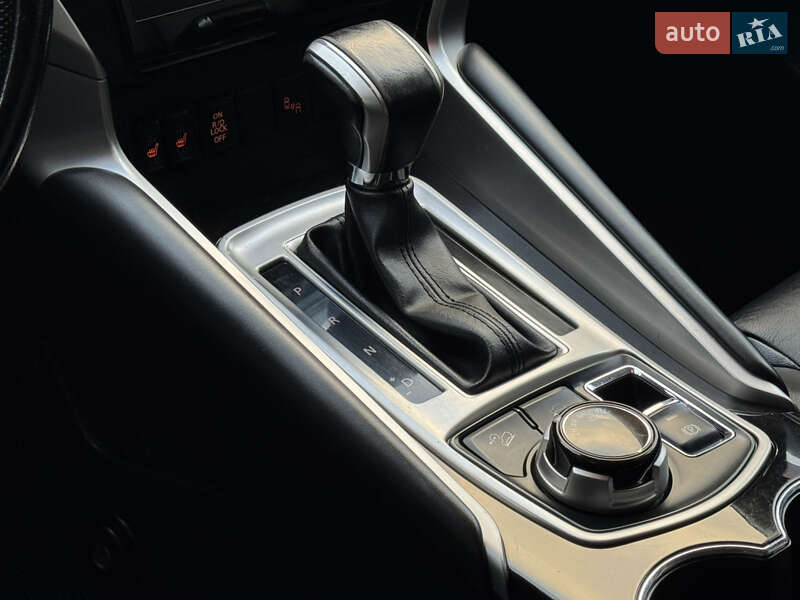 Внедорожник / Кроссовер Mitsubishi Pajero Sport 2019 в Дрогобыче