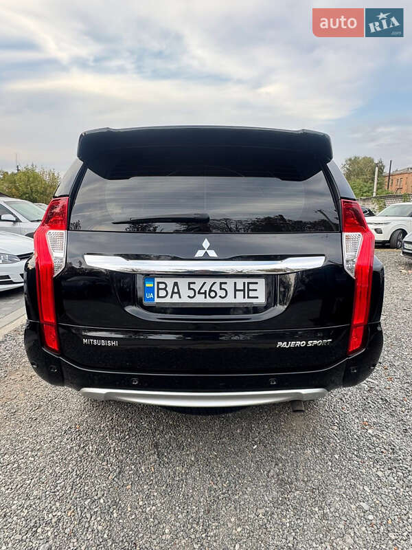 Позашляховик / Кросовер Mitsubishi Pajero Sport 2016 в Малій Висці