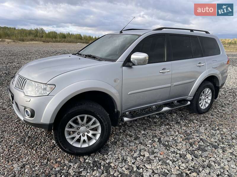 Внедорожник / Кроссовер Mitsubishi Pajero Sport 2010 в Киеве фото 18 Внедорожник / Кроссовер Mitsubishi Pajero Sport 2010 в Киеве