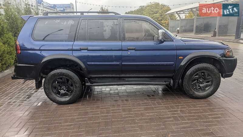 Внедорожник / Кроссовер Mitsubishi Pajero Sport 2000 в Днепре