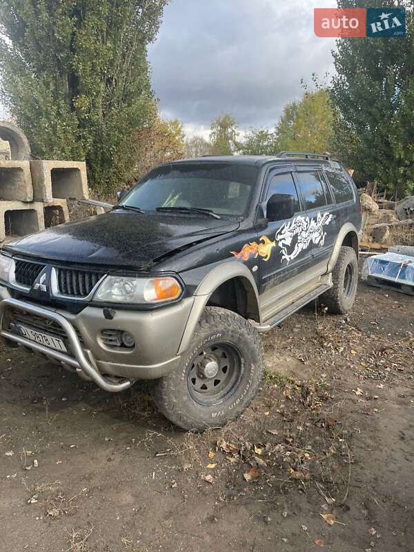 Mitsubishi Pajero Sport 2005