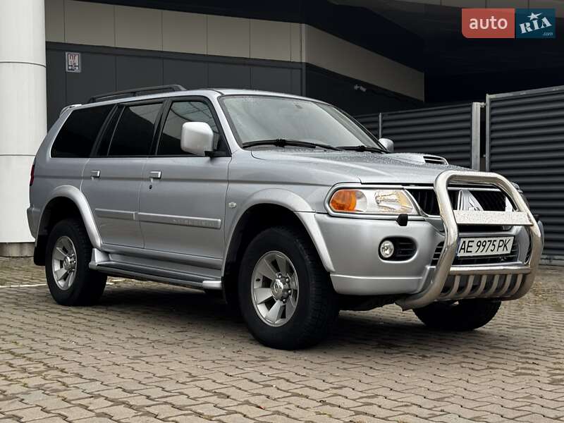 Внедорожник / Кроссовер Mitsubishi Pajero Sport 2008 в Киеве