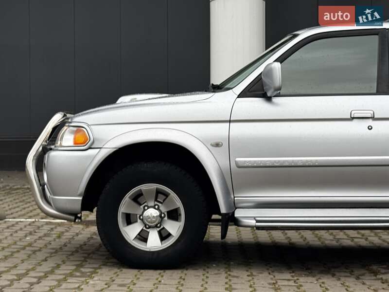 Внедорожник / Кроссовер Mitsubishi Pajero Sport 2008 в Киеве