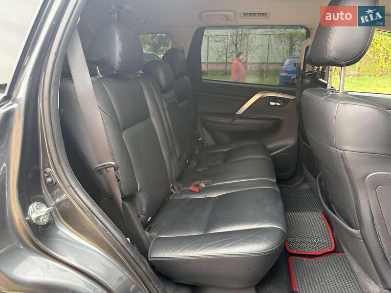 Внедорожник / Кроссовер Mitsubishi Pajero Sport 2021 в Шостке фото 6 Внедорожник / Кроссовер Mitsubishi Pajero Sport 2021 в Шостке