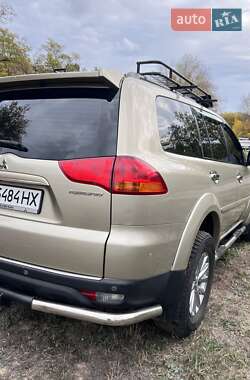 Внедорожник / Кроссовер Mitsubishi Pajero Sport 2010 в  фото 4 Внедорожник / Кроссовер Mitsubishi Pajero Sport 2010 в