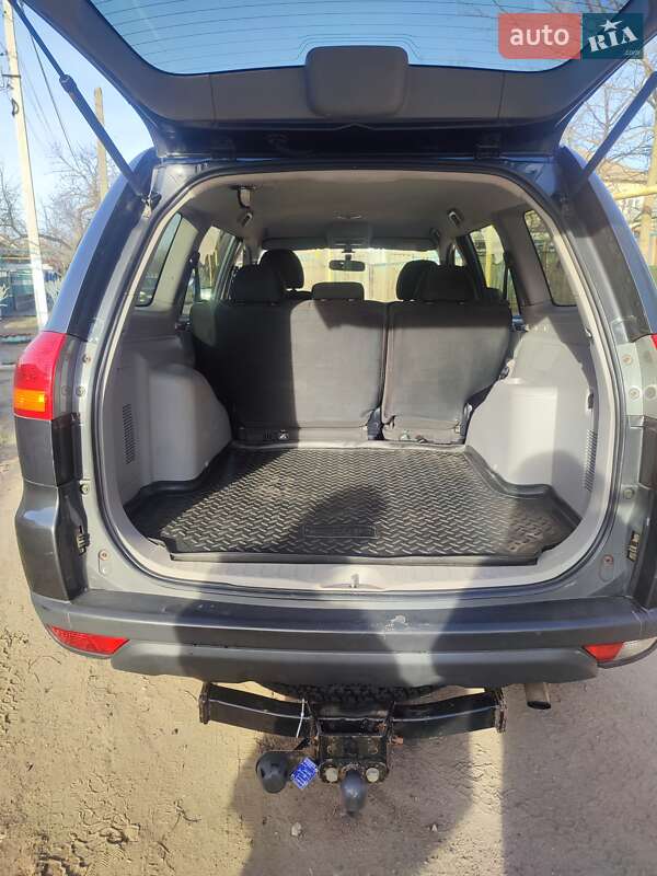 Внедорожник / Кроссовер Mitsubishi Pajero Sport 2013 в Белгороде-Днестровском фото 7 Внедорожник / Кроссовер Mitsubishi Pajero Sport 2013 в Белгороде-Днестровском