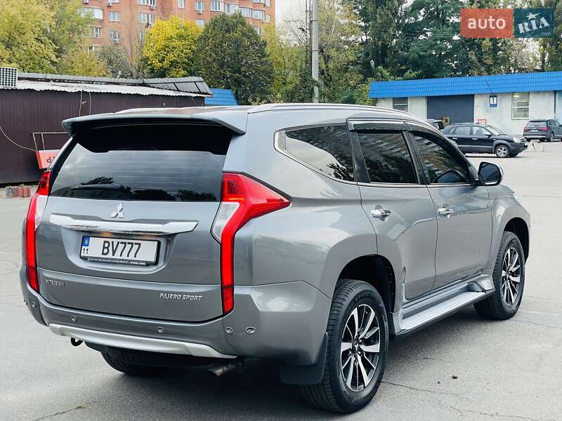 Внедорожник / Кроссовер Mitsubishi Pajero Sport 2017 в Киеве фото 24 Внедорожник / Кроссовер Mitsubishi Pajero Sport 2017 в Киеве