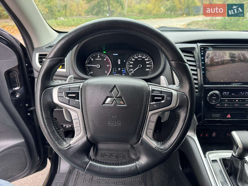 Позашляховик / Кросовер Mitsubishi Pajero Sport 2019 в Полтаві фото 22 Позашляховик / Кросовер Mitsubishi Pajero Sport 2019 в Полтаві