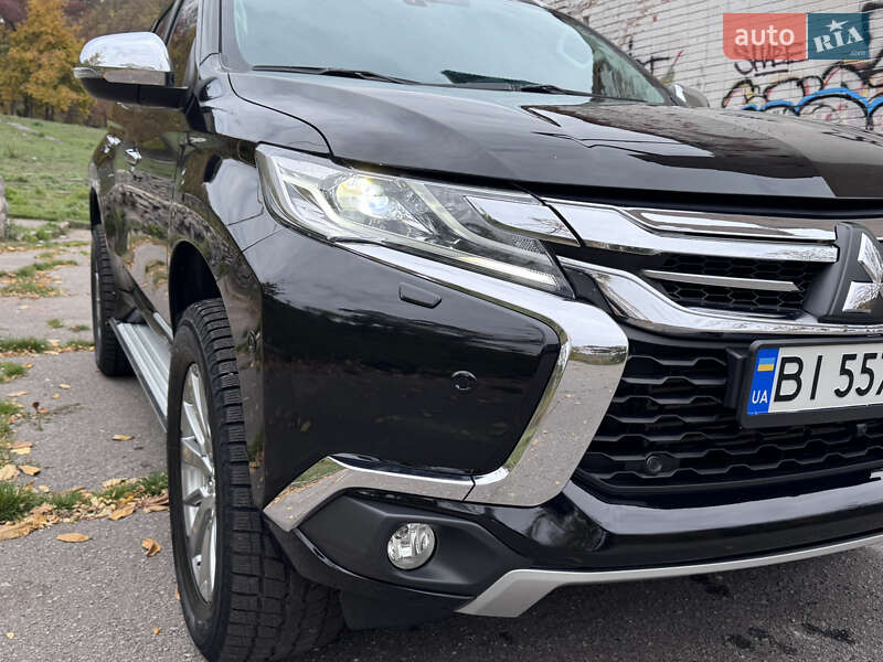 Позашляховик / Кросовер Mitsubishi Pajero Sport 2019 в Полтаві фото 29 Позашляховик / Кросовер Mitsubishi Pajero Sport 2019 в Полтаві