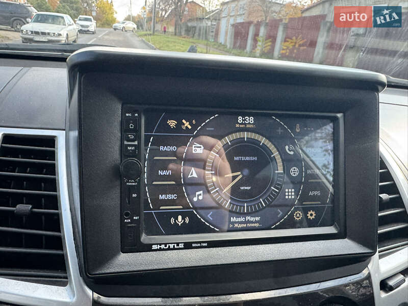 Внедорожник / Кроссовер Mitsubishi Pajero Sport 2011 в Харькове