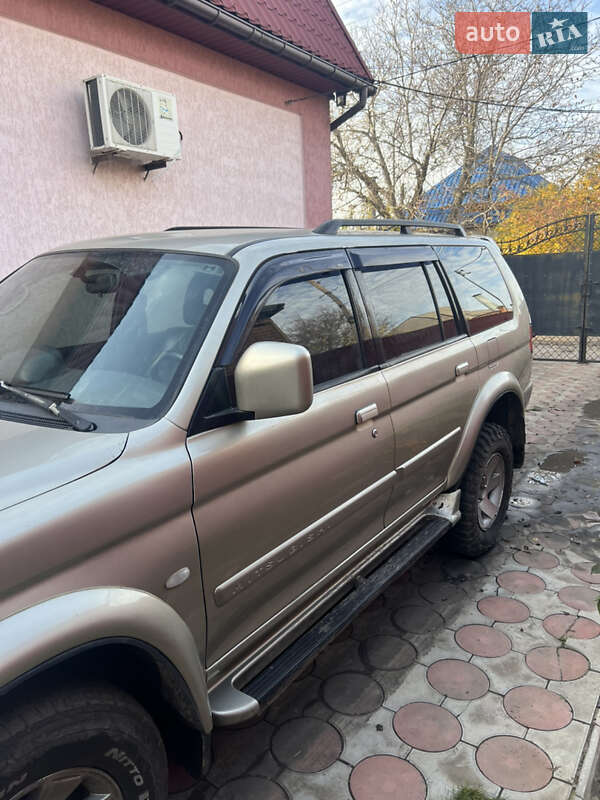 Внедорожник / Кроссовер Mitsubishi Pajero Sport 2007 в Барвенкове