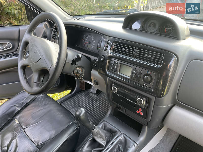 Внедорожник / Кроссовер Mitsubishi Pajero Sport 2004 в Снятине