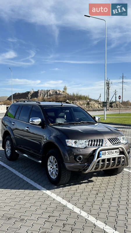 Mitsubishi Pajero Sport 2012 Mitsubishi Pajero Sport 2012