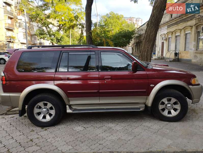 Внедорожник / Кроссовер Mitsubishi Pajero Sport 2005 в Одессе