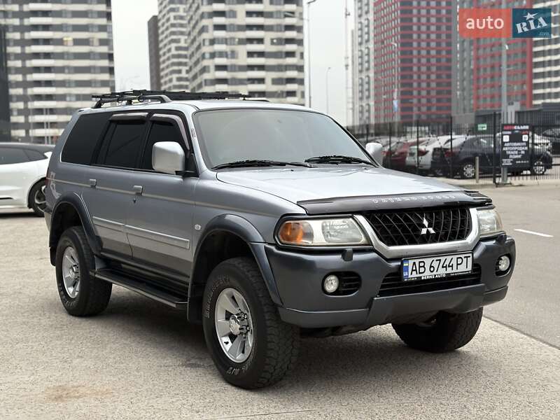Внедорожник / Кроссовер Mitsubishi Pajero Sport 2005 в Киеве