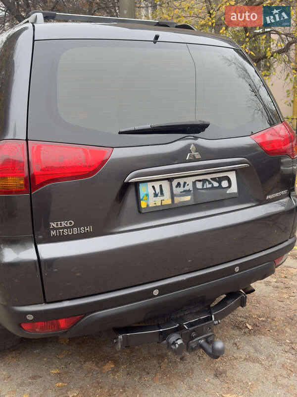 Позашляховик / Кросовер Mitsubishi Pajero Sport 2011 в Києві фото 41 Позашляховик / Кросовер Mitsubishi Pajero Sport 2011 в Києві