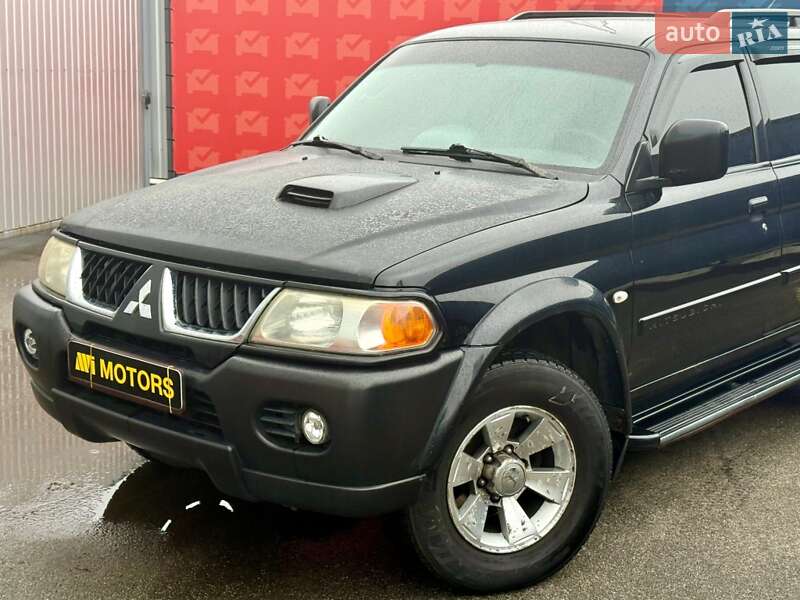 Позашляховик / Кросовер Mitsubishi Pajero Sport 2006 в Києві