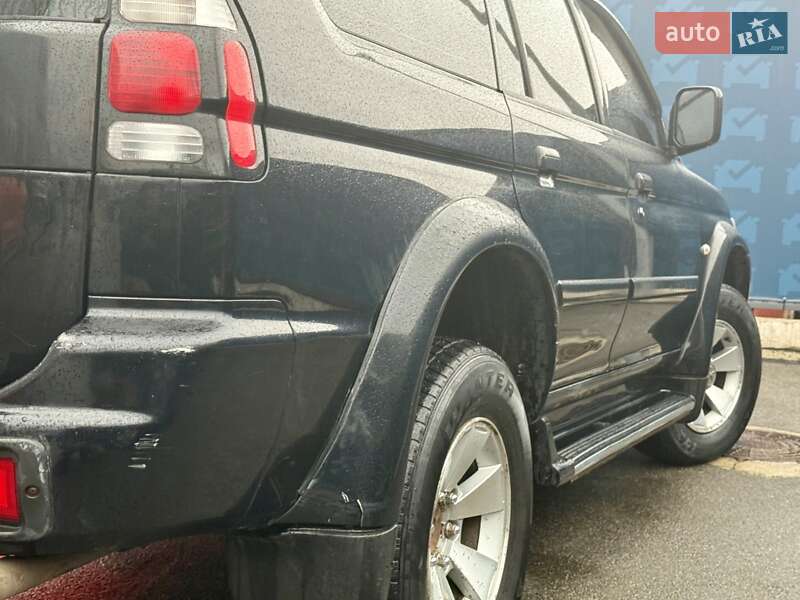 Позашляховик / Кросовер Mitsubishi Pajero Sport 2006 в Києві