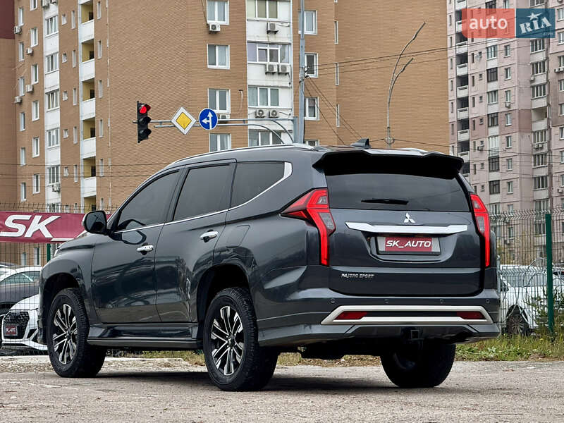 Внедорожник / Кроссовер Mitsubishi Pajero Sport 2019 в Киеве