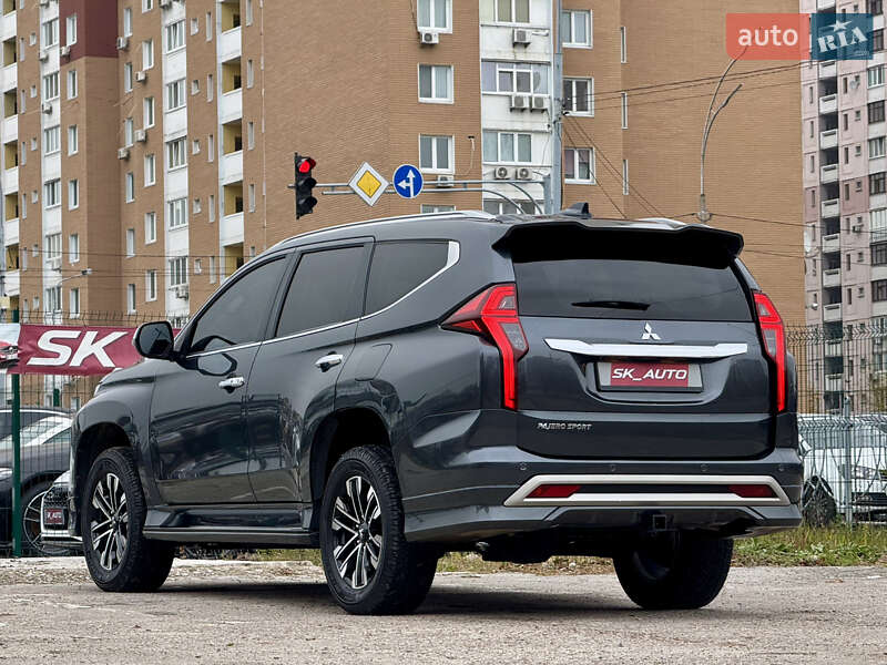 Внедорожник / Кроссовер Mitsubishi Pajero Sport 2019 в Киеве