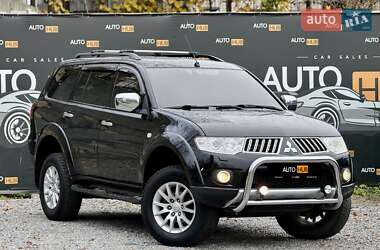 Внедорожник / Кроссовер Mitsubishi Pajero Sport 2012 в Харькове