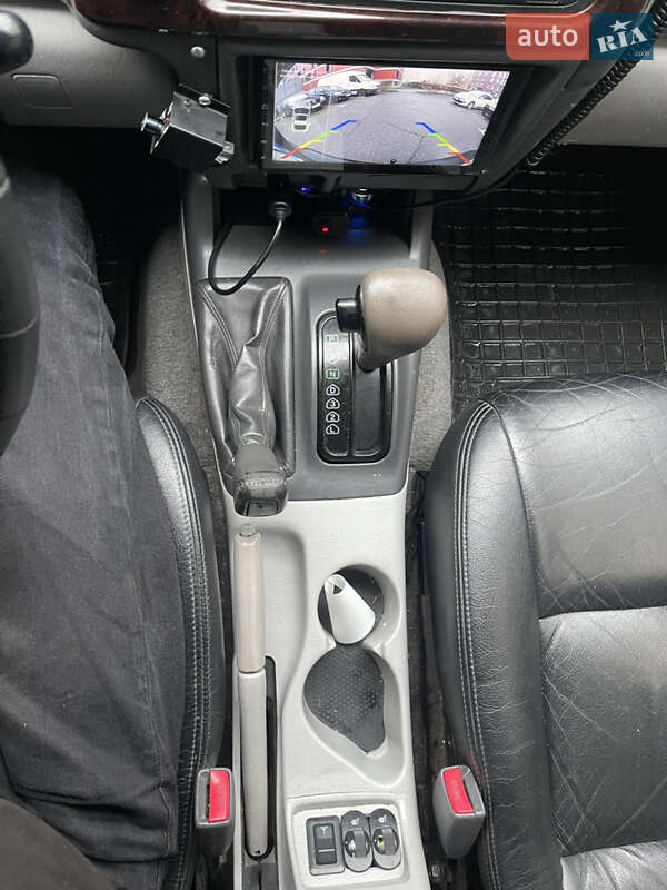 Внедорожник / Кроссовер Mitsubishi Pajero Sport 2004 в Киеве