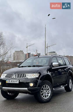 Внедорожник / Кроссовер Mitsubishi Pajero Sport 2011 в Чернигове