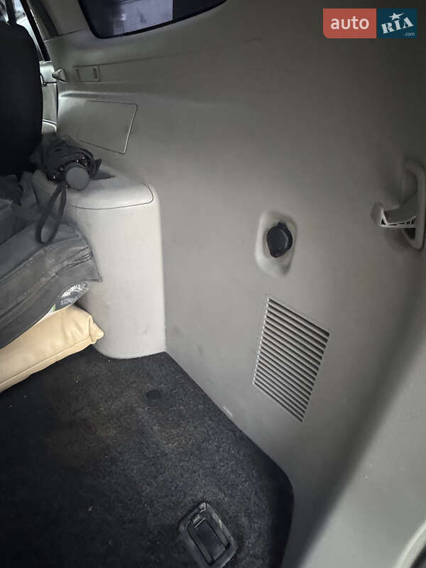 Внедорожник / Кроссовер Mitsubishi Pajero Sport 2013 в Ивано-Франковске фото 12 Внедорожник / Кроссовер Mitsubishi Pajero Sport 2013 в Ивано-Франковске